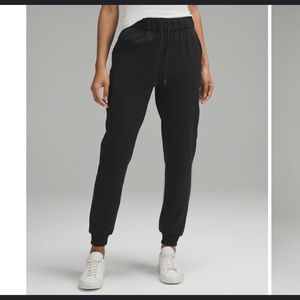 Lululemon Stretch HR Jogger